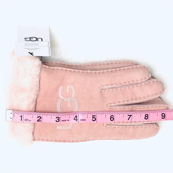 🎁UGG Premium Fur-lined Sheepskin Logo Gloves, Size Large, Pink Crystal (NWT) - Picture 4 of 7